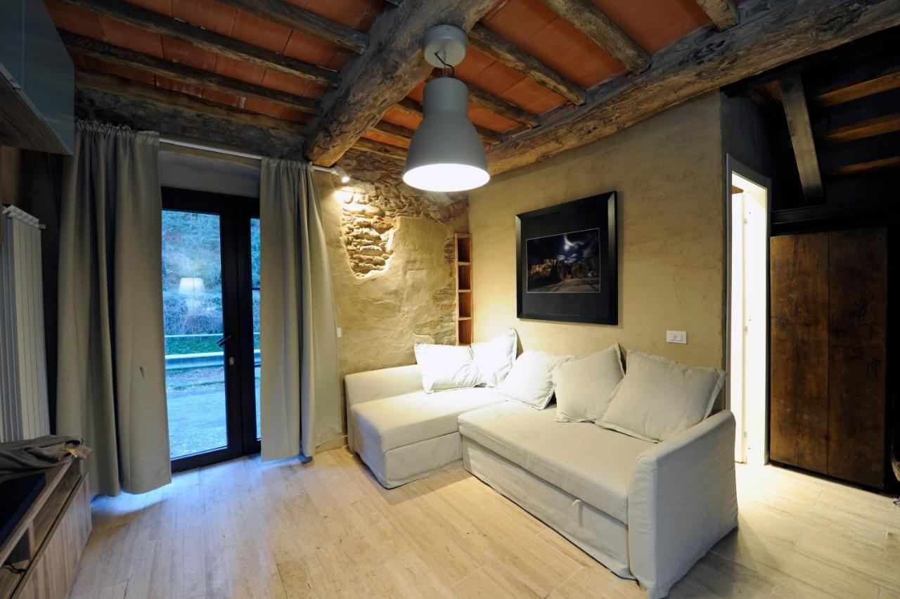 Incantevole Casa Sul Fiume, Relax E Natura Ai Piedi Della Alpi Apuane Масса Екстер'єр фото