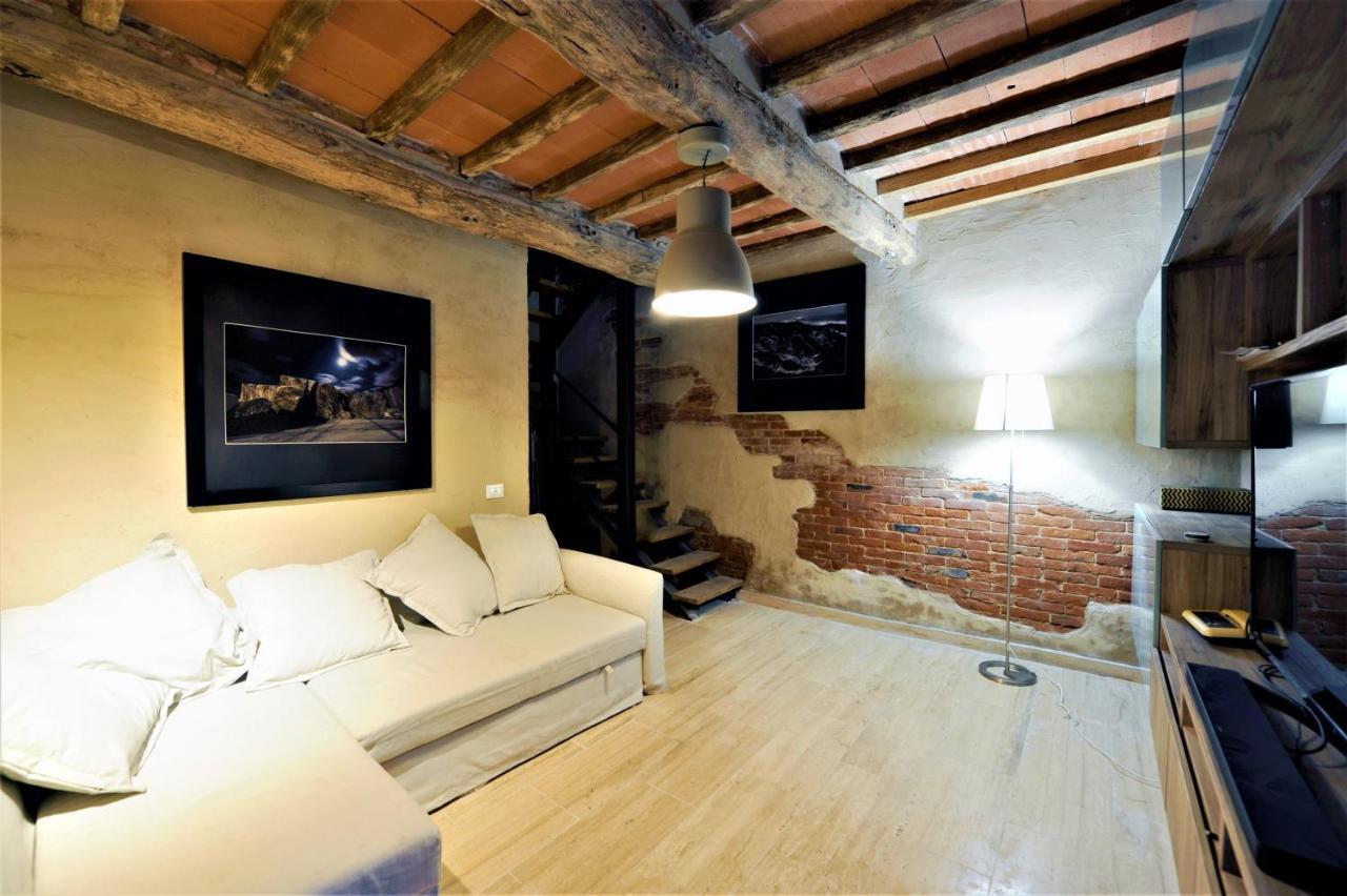 Incantevole Casa Sul Fiume, Relax E Natura Ai Piedi Della Alpi Apuane Масса Екстер'єр фото